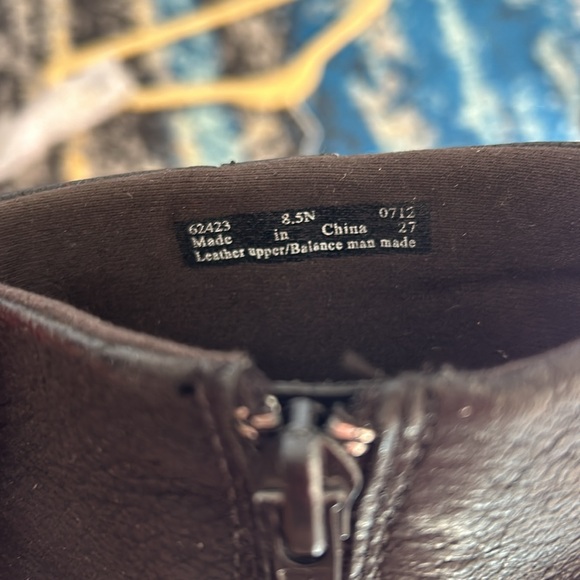 Clark’s Ankle Boots sz 8.5N (narrow) - Picture 4 of 11